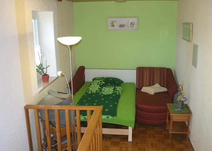 Haus Am Treffenbach Apartamento *